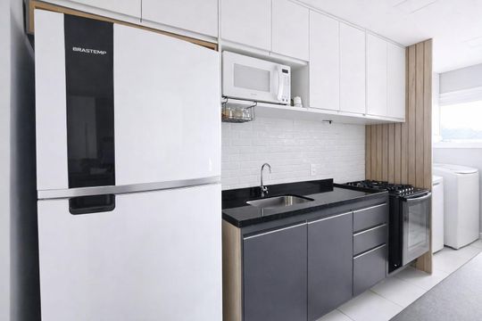 Cozinha de apartamento à venda com 2 quartos, 52m² em Bussocaba, Osasco
