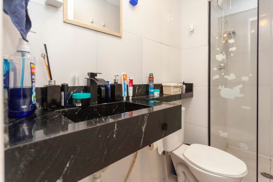 Banheiro de apartamento à venda com 2 quartos, 36m² em Socorro, São Paulo