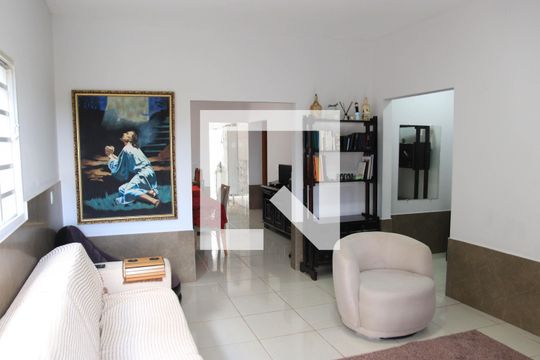 Casa para alugar com 2 quartos, 144m² em Setor Alto do Vale, Goiânia