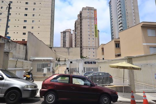 Fachada do condomínio de apartamento à venda com 2 quartos, 65m² em Vila Gilda, Santo André