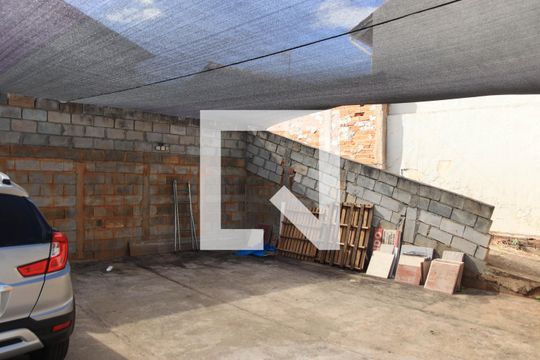 Quintal de casa para alugar com 2 quartos, 120m² em Setor Alto do Vale, Goiânia