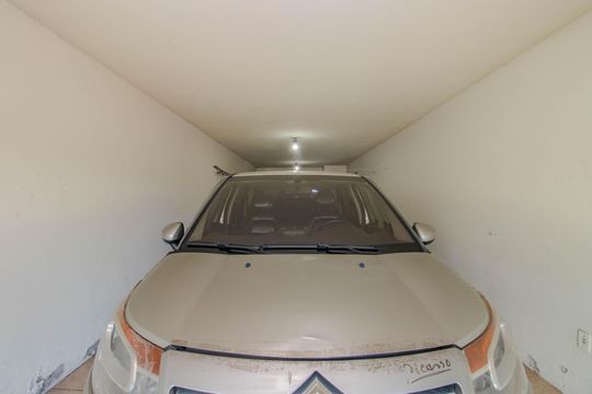Garagem de casa à venda com 3 quartos, 199m² em Parque Santa Fé, Porto Alegre