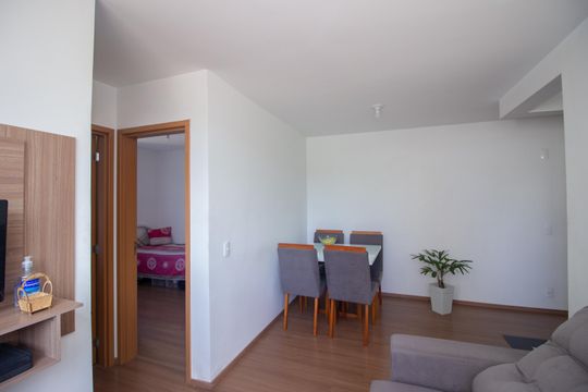 Sala de apartamento à venda com 2 quartos, 48m² em Parque Maracana, Contagem