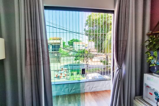 Sala segundo andar  de casa para alugar com 4 quartos, 330m² em Penha, Rio de Janeiro