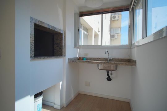 Sala - Churrasqueira de apartamento à venda com 2 quartos, 100m² em Independência, Porto Alegre