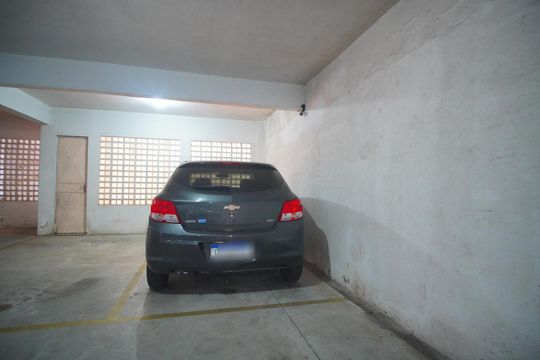 Box 15 de apartamento à venda com 2 quartos, 100m² em Independência, Porto Alegre
