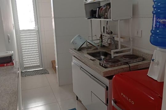 Cozinha de apartamento para alugar com 1 quarto, 41m² em Jardim Imperador, Praia Grande
