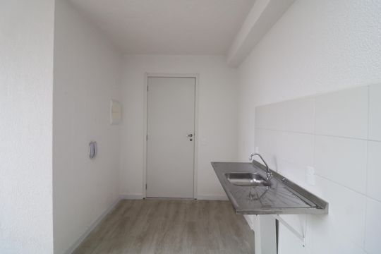 Cozinha de apartamento para alugar com 2 quartos, 35m² em Jardim Santa Adelia, São Paulo