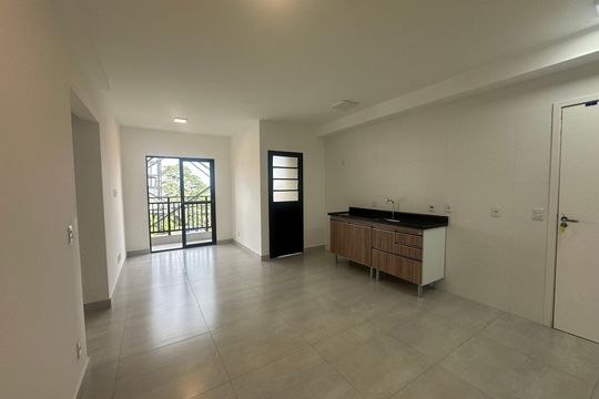 Sala/cozinha de apartamento para alugar com 2 quartos, 60m² em Outeiro de São Fernando, Barueri