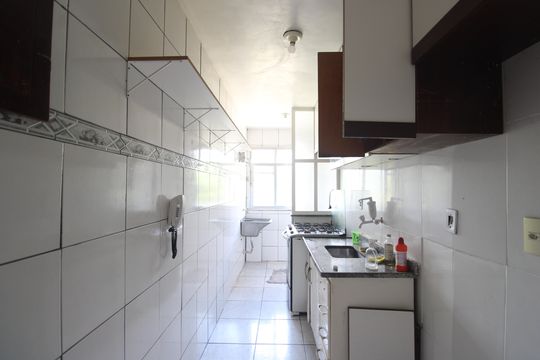 Cozinha de apartamento para alugar com 2 quartos, 55m² em Freguesia (jacarepaguá), Rio de Janeiro
