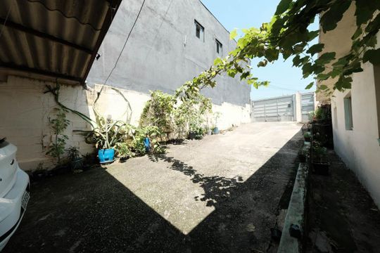 Área externa de casa à venda com 3 quartos, 300m² em Cidade Líder, São Paulo