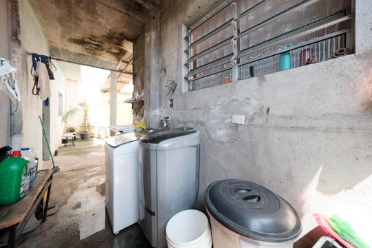 Área externa de casa à venda com 3 quartos, 300m² em Cidade Líder, São Paulo