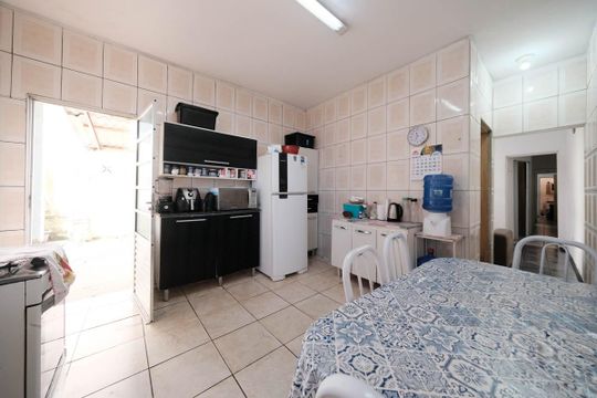 Cozinha de casa à venda com 3 quartos, 300m² em Cidade Líder, São Paulo