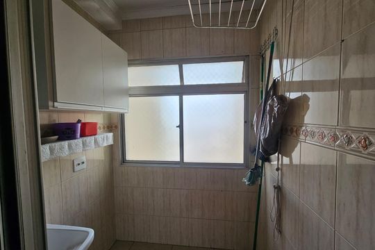 Área de serviço de apartamento à venda com 3 quartos, 69m² em Santa Constança, São Paulo