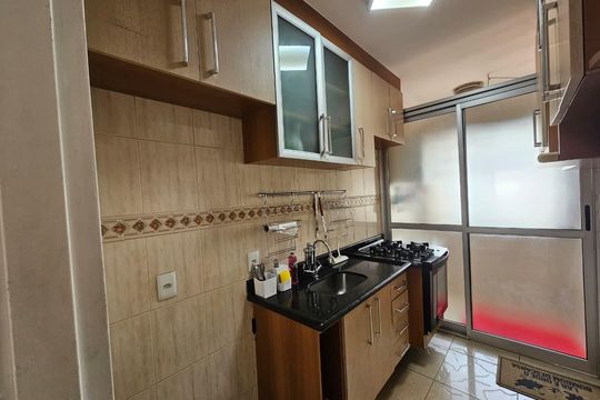 Cozinha de apartamento à venda com 3 quartos, 69m² em Santa Constança, São Paulo