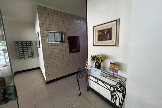 Hall de entrada de apartamento para alugar com 2 quartos, 50m² em Todos Os Santos, Rio de Janeiro