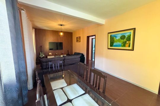 Casa à venda com 3 quartos, 200m² em Diamante (Barreiro), Belo Horizonte