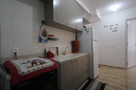 Cozinha de apartamento à venda com 1 quarto, 35m² em Fazenda da Juta, São Paulo