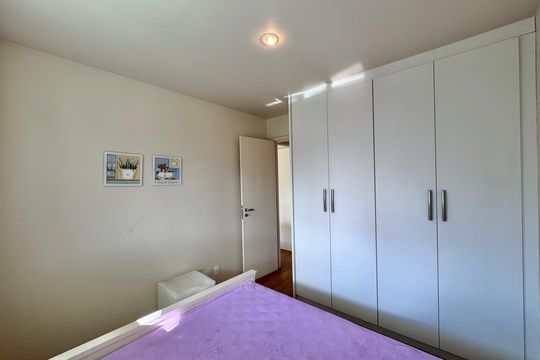 Quarto  de apartamento para alugar com 2 quartos, 75m² em Barra da Tijuca, Rio de Janeiro