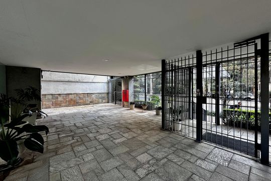 Entrada de apartamento à venda com 3 quartos, 112m² em Santo Amaro, São Paulo