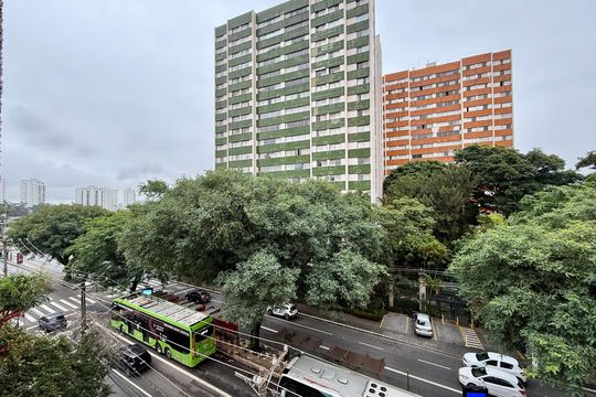 Vista Quarto 2 de apartamento à venda com 3 quartos, 112m² em Santo Amaro, São Paulo