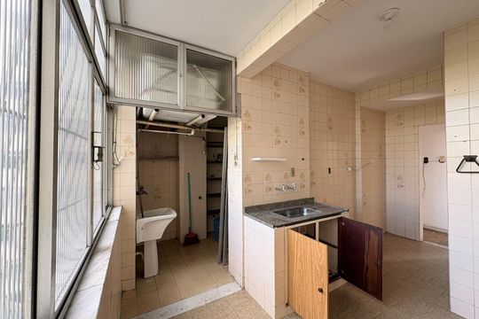 Cozinha de apartamento à venda com 3 quartos, 94m² em Ingá, Niterói