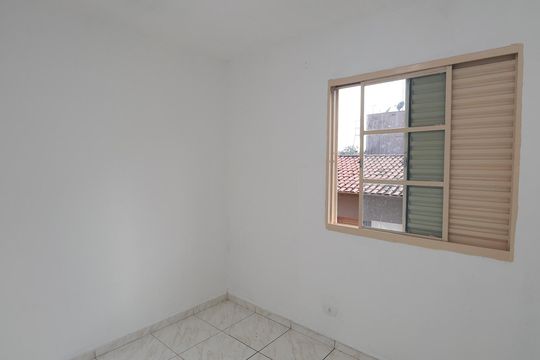Quarto 2 de apartamento para alugar com 2 quartos, 50m² em Jardim Martins Silva, São Paulo
