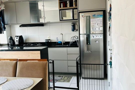 Cozinha de apartamento à venda com 2 quartos, 40m² em Jardim Taboão, São Paulo