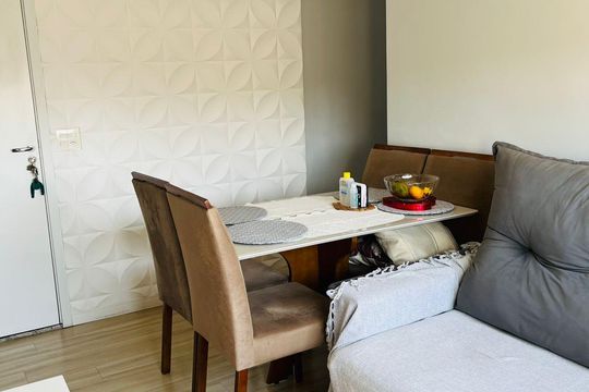 Sala de apartamento à venda com 2 quartos, 40m² em Jardim Taboão, São Paulo