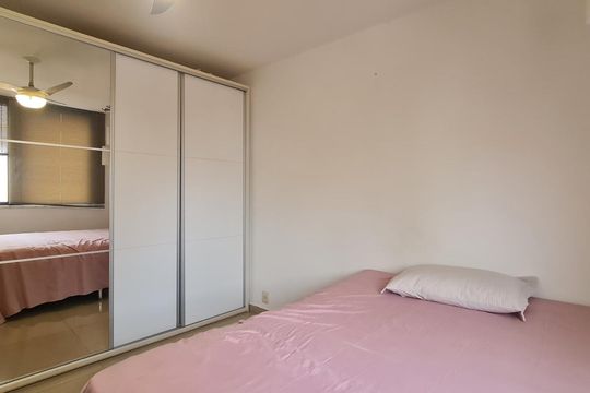 Quarto de apartamento à venda com 4 quartos, 260m² em Icaraí, Niterói