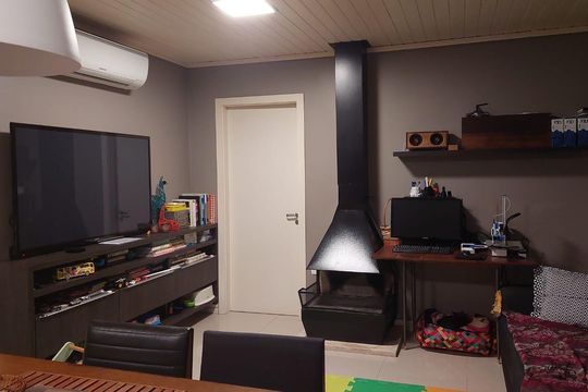 Casa à venda com 1 quarto, 50m² em São José, Canoas