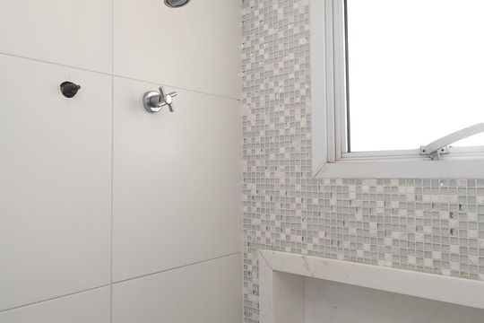 Banheiro da Suíte 2 de apartamento à venda com 4 quartos, 388m² em Vila Maria Alta, São Paulo