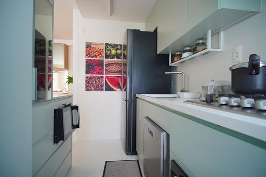 Cozinha de apartamento à venda com 3 quartos, 71m² em Jardim do Salso, Porto Alegre