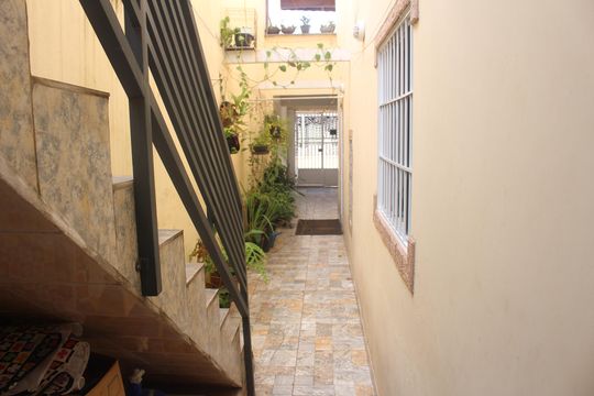 Quintal de casa à venda com 3 quartos, 165m² em Cerâmica, São Caetano do Sul