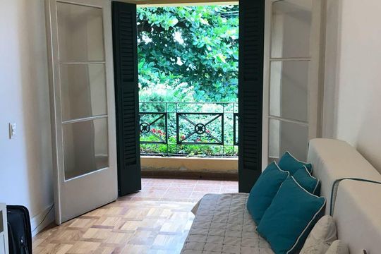 Casa à venda com 3 quartos, 180m² em Moema, São Paulo