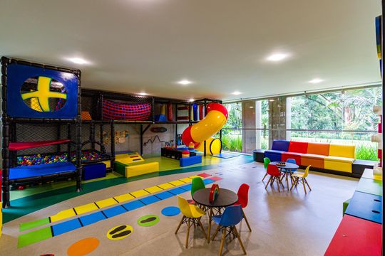 Apartamento à venda com 3 quartos, 141m² em Vila Suzana, São Paulo