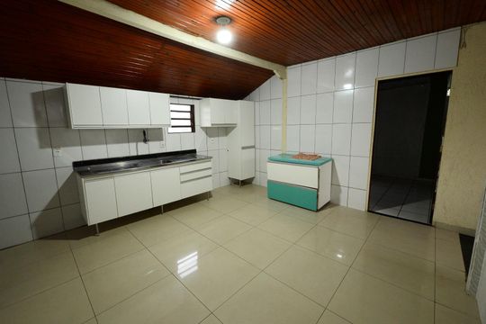 Casa à venda com 6 quartos, 350m² em Água Branca, Contagem