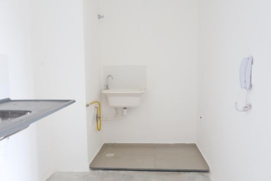Cozinha e Área de Serviço de apartamento à venda com 2 quartos, 37m² em Vila Independencia, São Paulo