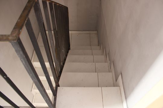 Escadas de casa à venda com 5 quartos, 210m² em Cambuci, São Paulo