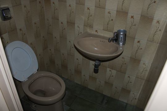 Lavabo de casa à venda com 5 quartos, 210m² em Cambuci, São Paulo