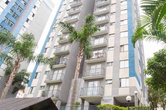 Fachada do bloco de apartamento para alugar com 2 quartos, 53m² em Vila Santa Luzia, Diadema