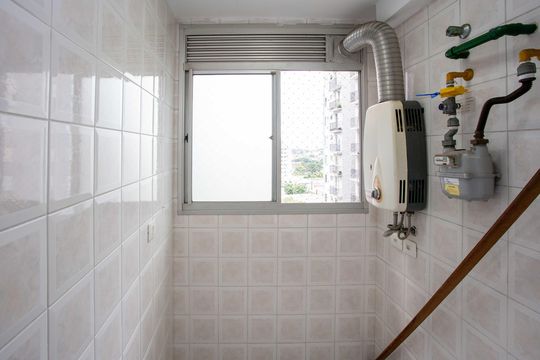 Área de Serviço de apartamento para alugar com 2 quartos, 53m² em Vila Santa Luzia, Diadema