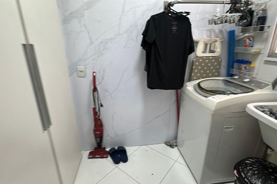 Área de Serviço de apartamento à venda com 3 quartos, 105m² em Jardim Tupanci, Barueri