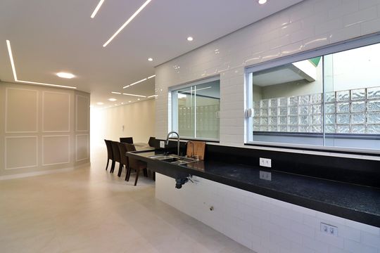 Cozinha  de casa à venda com 3 quartos, 263m² em Jardim do Mar, São Bernardo do Campo