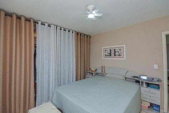 Quarto 2 de casa à venda com 2 quartos, 250m² em Vila dos Andradas, São Paulo