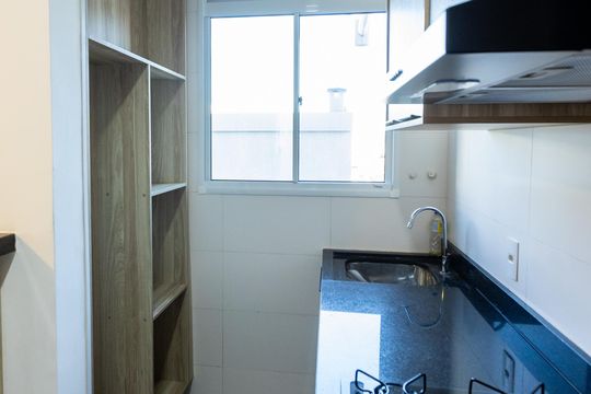 Sala/Cozinha de apartamento para alugar com 2 quartos, 54m² em Mansões Santo Antônio, Campinas