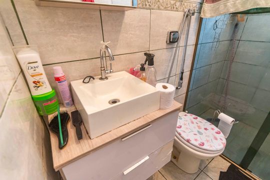 Banheiro de casa à venda com 3 quartos, 250m² em Vila Alto de Santo Andre, Santo André