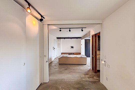 Quarto de apartamento à venda com 1 quarto, 84m² em Sumaré, São Paulo