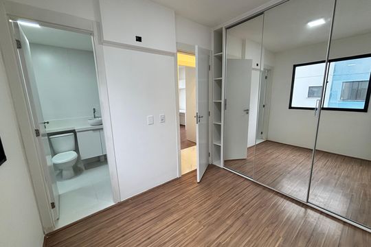 Quarto 1 de apartamento para alugar com 3 quartos, 75m² em Recreio dos Bandeirantes, Rio de Janeiro