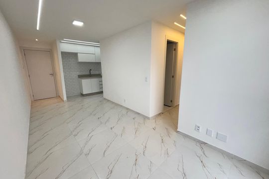 Sala de apartamento para alugar com 3 quartos, 75m² em Recreio dos Bandeirantes, Rio de Janeiro